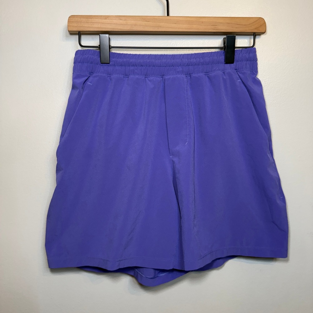 Lululemon Women's Purple Athletic Shorts Elastic Waist Drawstring Size 4